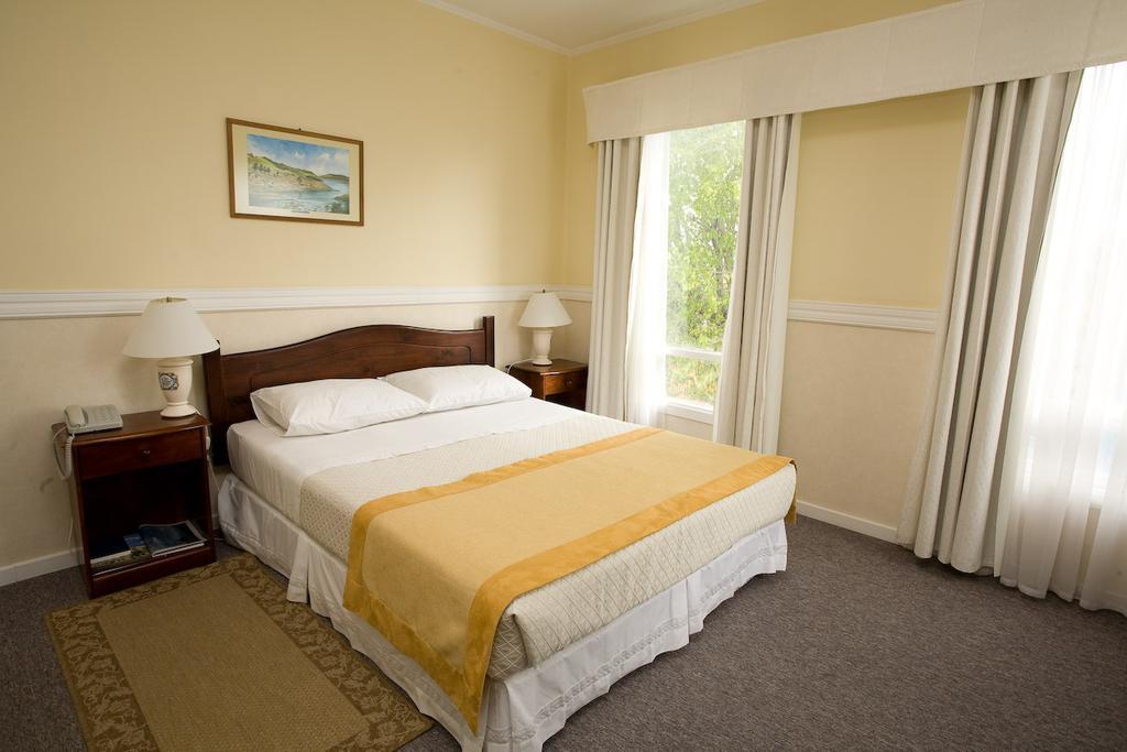 Hotel Charles Darwin Puerto Natales Habitación foto
